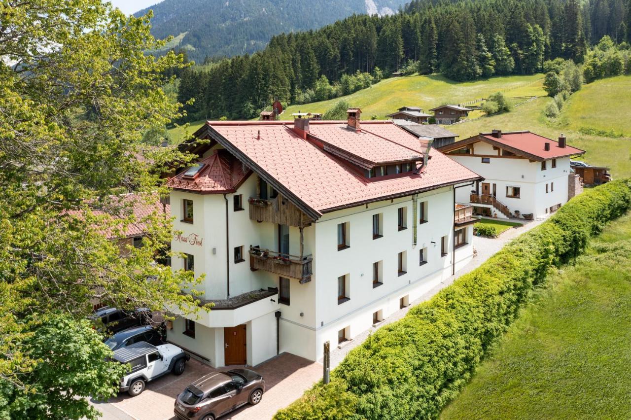 Haus Tirol Hotel Brixen im Thale Exterior photo