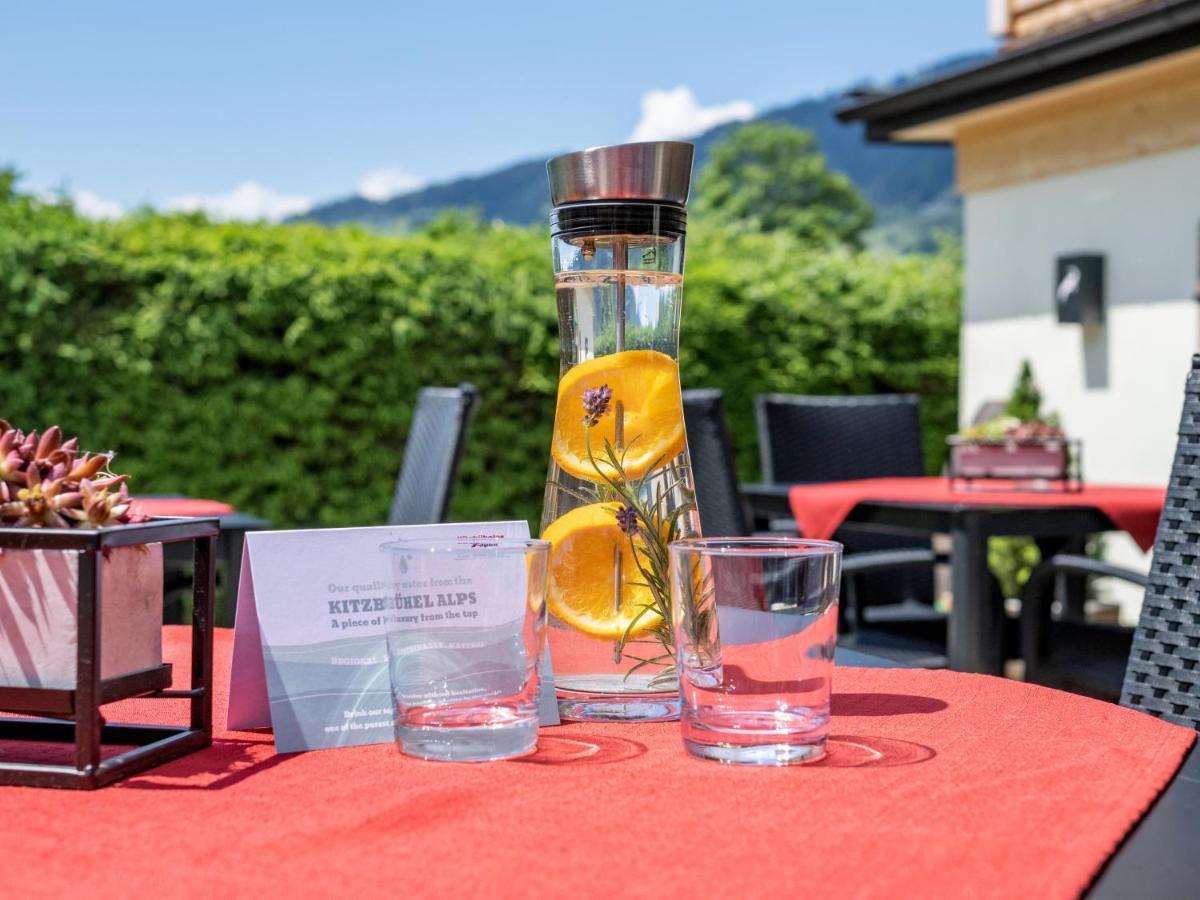 Haus Tirol Hotel Brixen im Thale Exterior photo