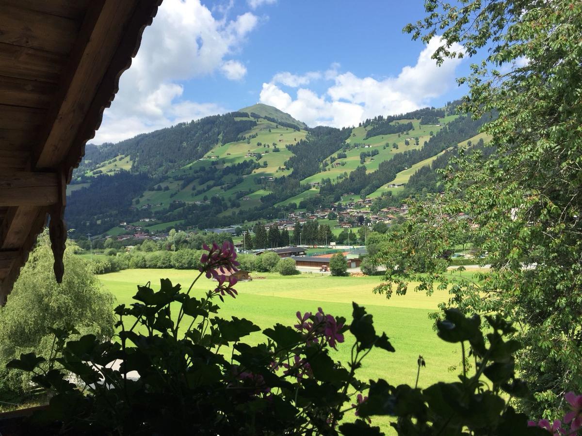Haus Tirol Hotel Brixen im Thale Exterior photo